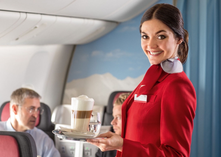 How to Become a Flight Attendant